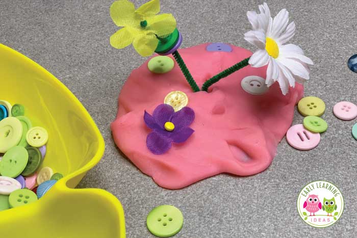 A Fun Flower Play Dough Tray