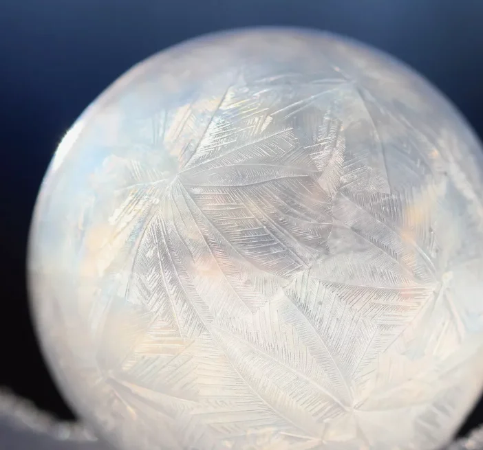 Frozen Bubbles