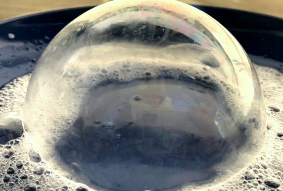 Frozen Bubbles