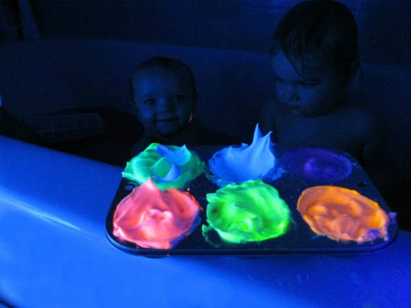 Glow in the Dark Bath Paint
