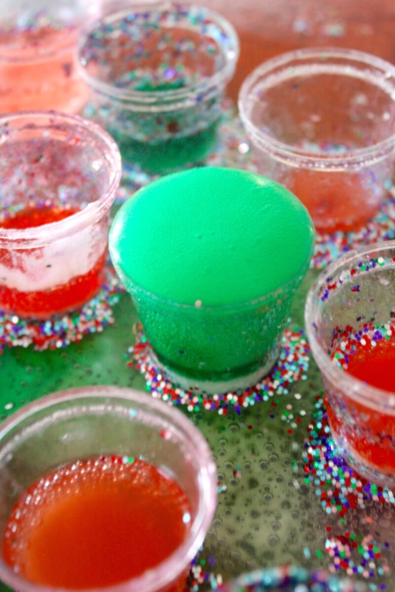 Mini Christmas Baking Soda Eruptions